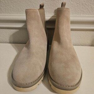 Crown Vintage Cream Ankle Booties